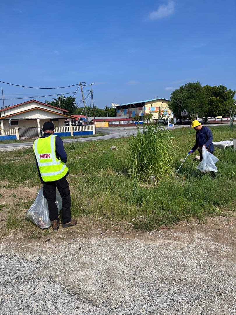 Litterpicking7